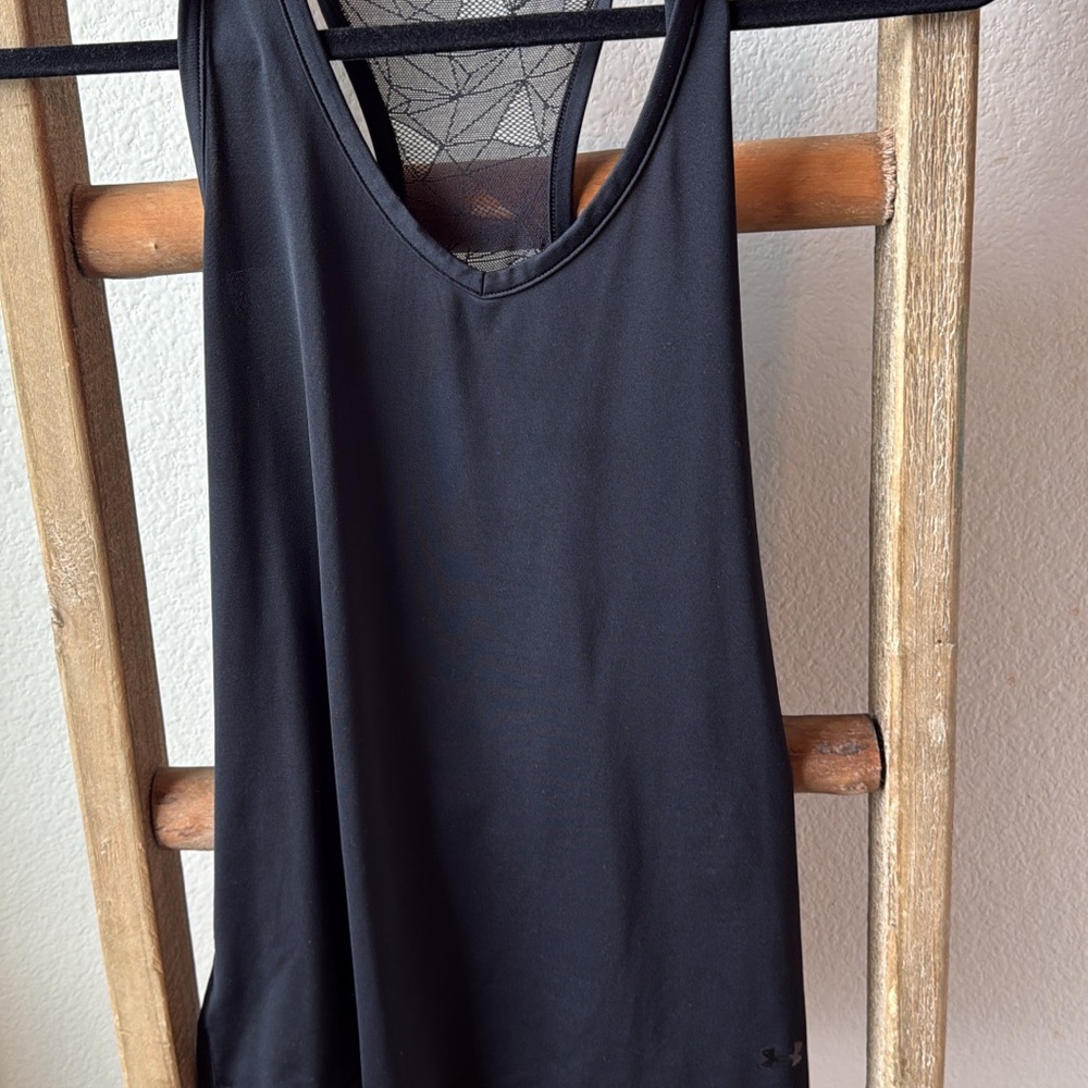 Under Armour Women's Sleek Black Tank Top
